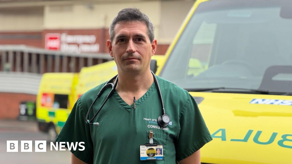 Amnesty bins installed at Birmingham hospitals after knives found.