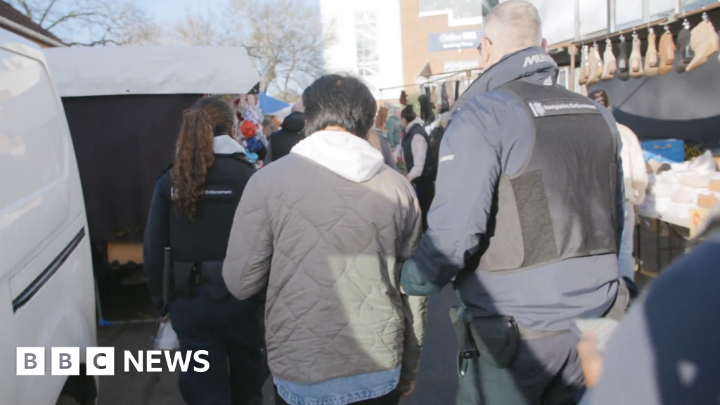 Crackdown on illegal working in UK leads to surge in arrests