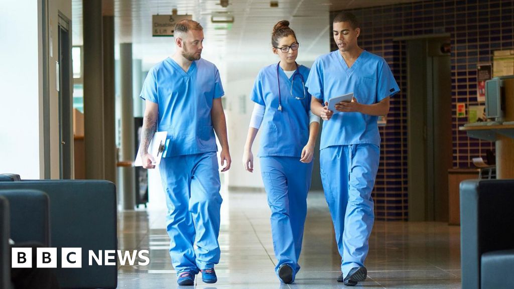 Doctors strike called off in Scotland as union backs latest pay deal.
