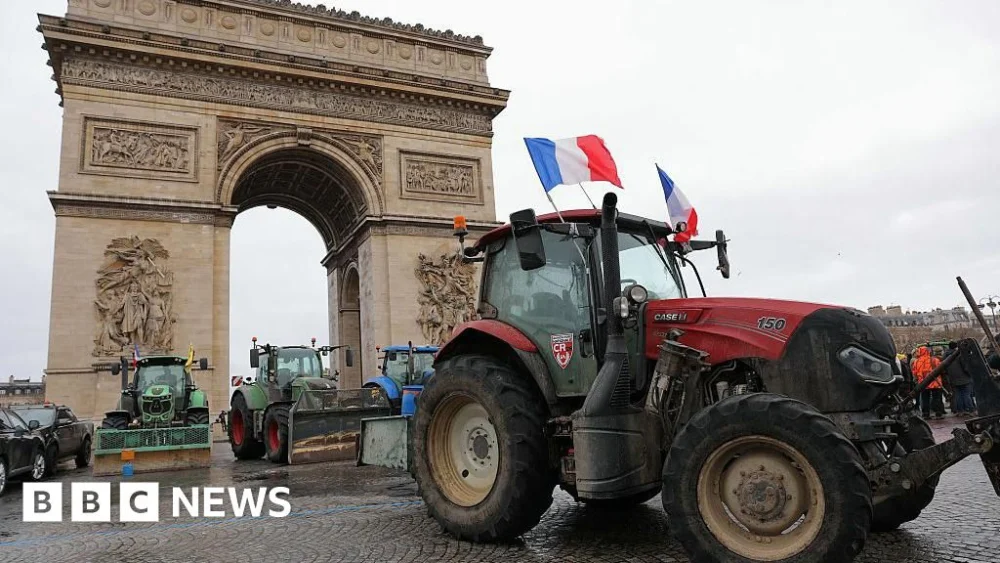 EU reaches South America trade deal after 25 years of talks.