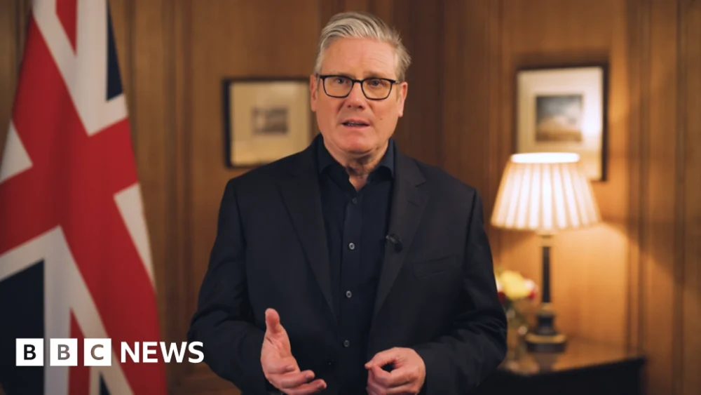 Keir Starmer vows to ‘defeat decline and division’ in new year message