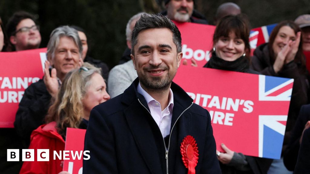 MP’s school visit cancelled over pro-Palestinian protests.