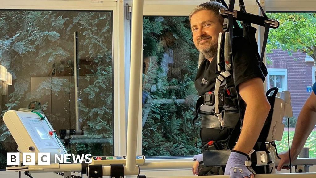 Swansea man paralysed by wave says AI could help him walk again.