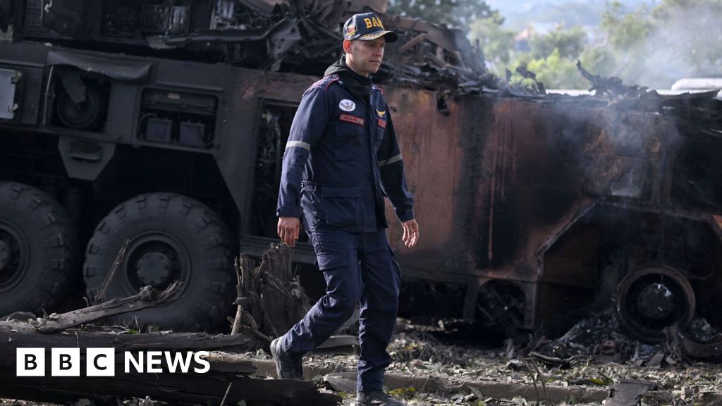 Thirty-two Cubans killed during US attack on Venezuela.