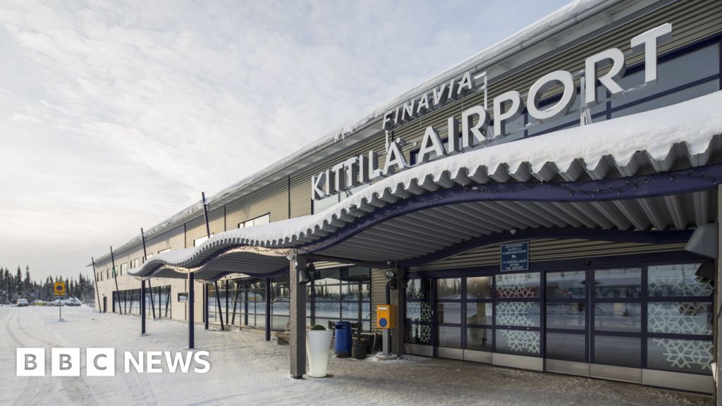 Thousands of tourists stranded in Lapland as cold grounds flights.