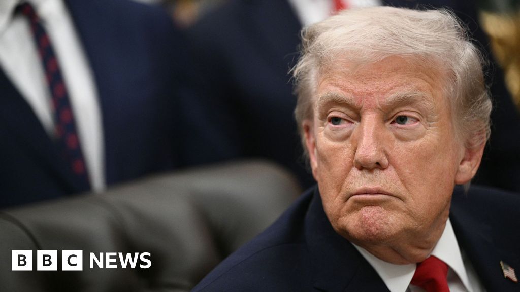 Trump says ‘very dangerous’ for UK to do business with China as Starmer lands in Shanghai