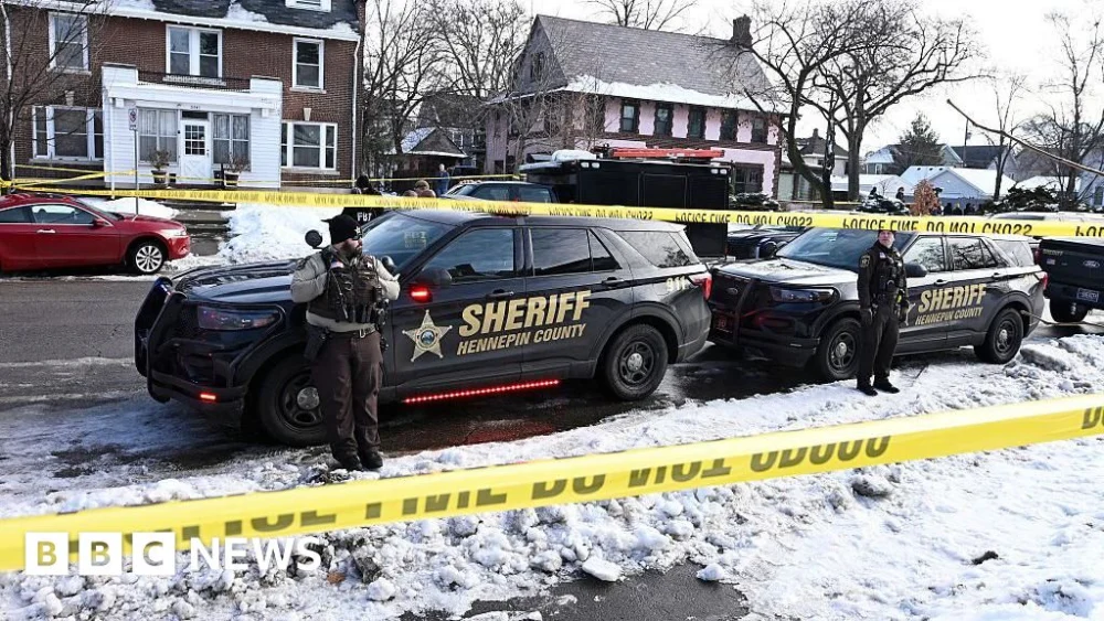 US Immigration Officer Fatally Shoots Woman in Minneapolis, Sparking Protests and Political Firestorm