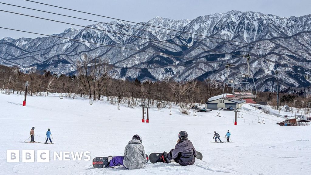 Australian woman dies after becoming snagged in ski lift in Japan