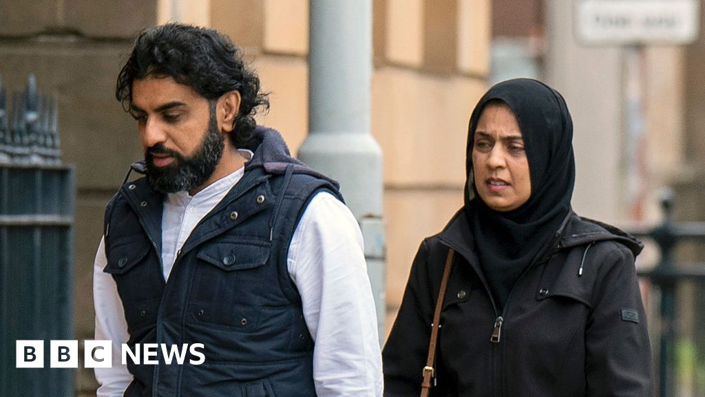 Doctor who sold stolen PPE on eBay is struck off register