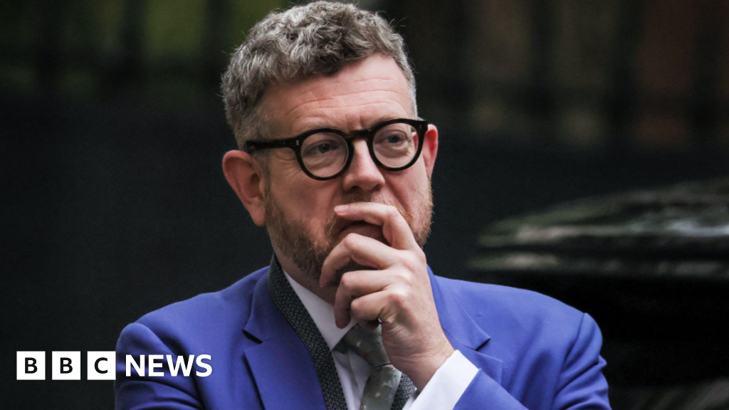 Ex-Labour comms chief Lord Doyle suspended over links to sex offender.