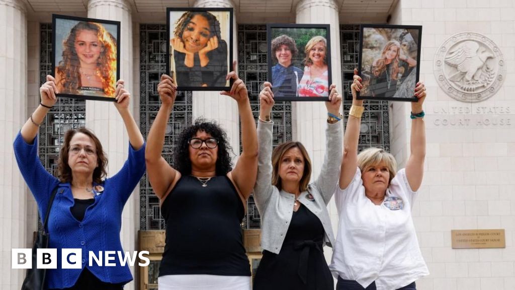 Instagram and YouTube owners built ‘addiction machines’, trial told.