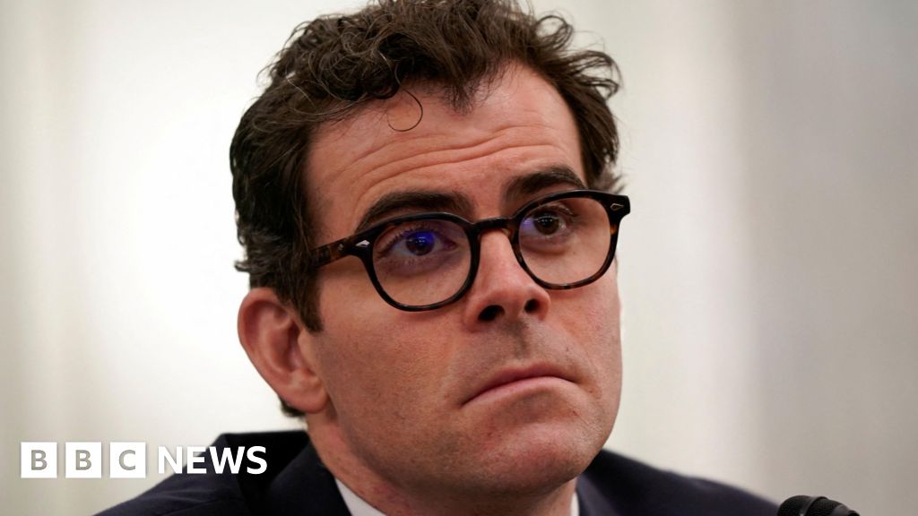 Instagram boss: 16 hours of daily use is not addiction