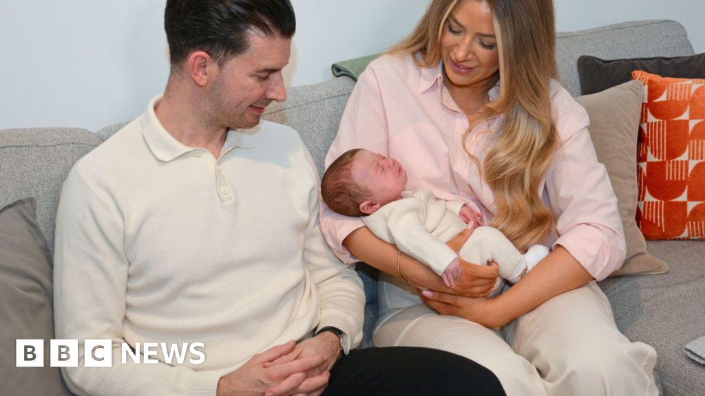 ‘Miracle’ baby born to first UK womb transplant from dead donor