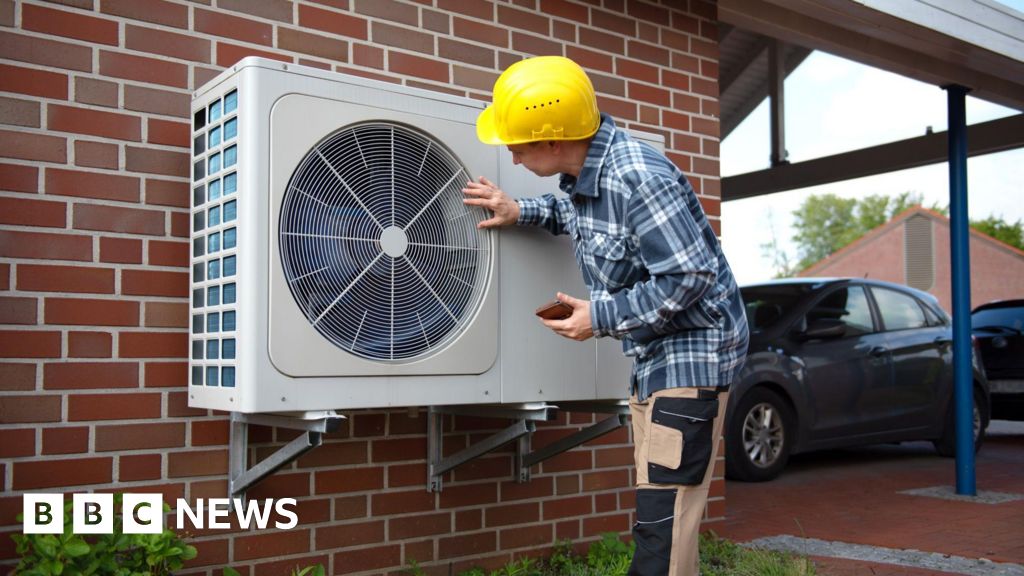 Scotland’s plan to install heat pumps ‘too slow’ – climate advisers