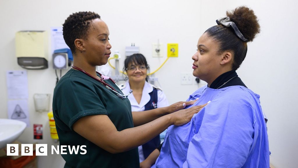 Three quarters will survive cancer by 2035, government promises