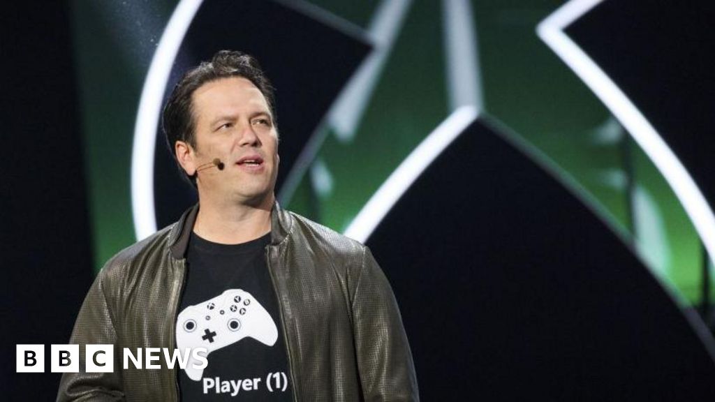 Xbox fans react as Phil Spencer and Sarah Bond leave Microsoft
