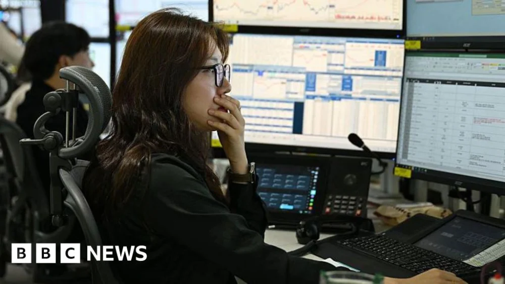 Asia stocks fall for third day, oil edges up as markets track Iran war