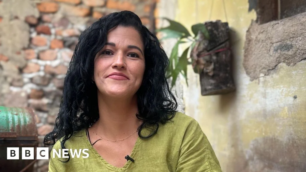 Cuba’s mothers-to-be prepare to give birth in a country plunged into darkness