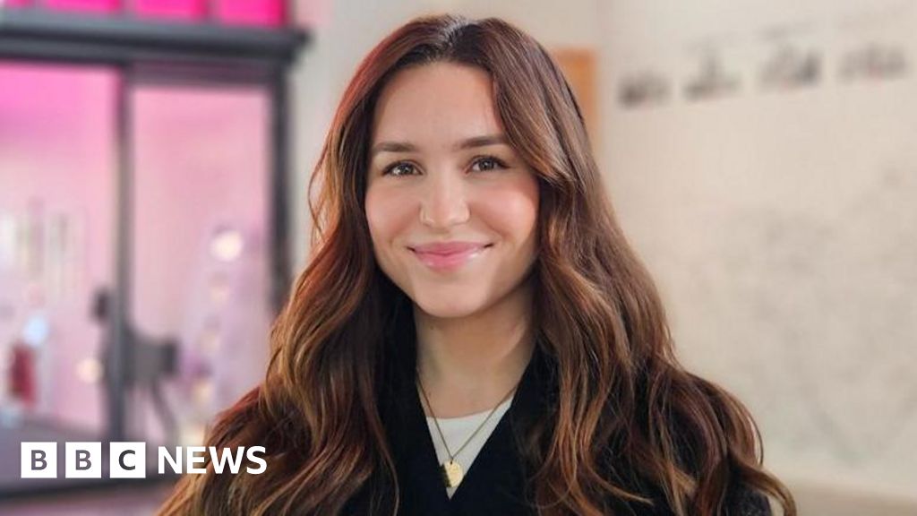 Doctors dismissed my endometriosis as anxiety.