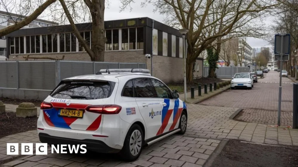 Explosion at Amsterdam Jewish school ‘a deliberate attack’ says mayor