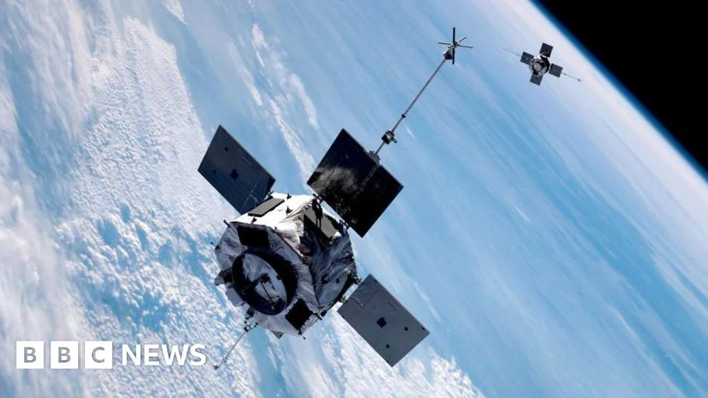 Nasa spacecraft weighing 1,300lb re-enters Earth’s atmosphere.