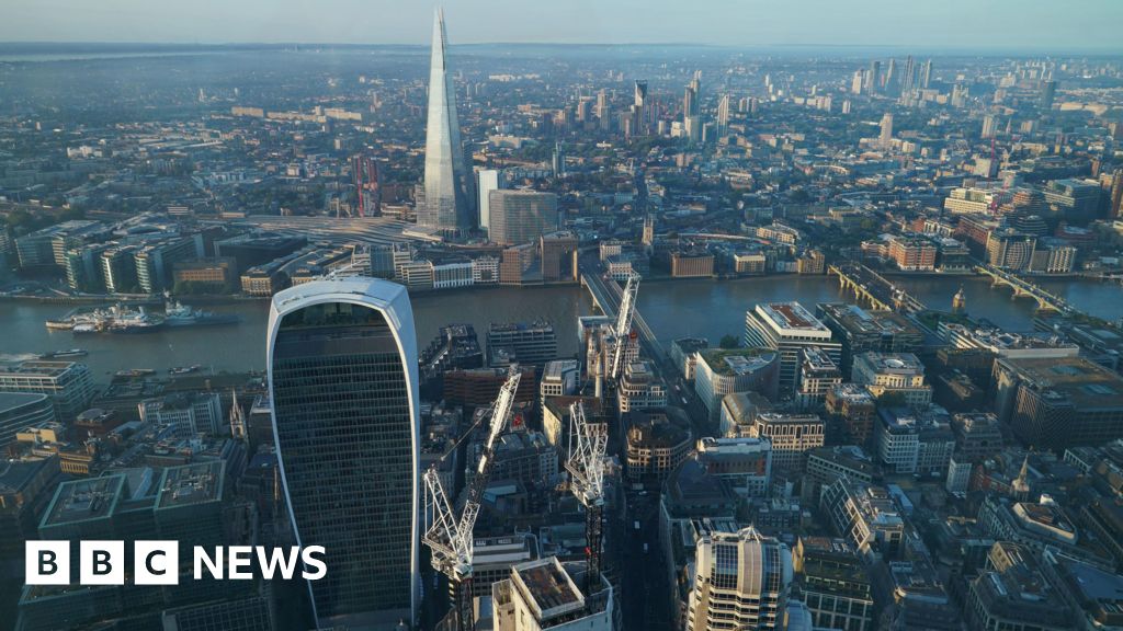 Nearly 4m Londoners below income level for decent living standard