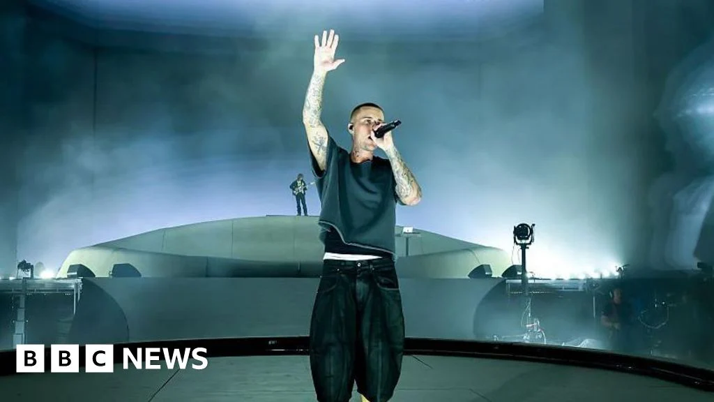 Justin Bieber headlines Coachella with nostalgia-fuelled set.