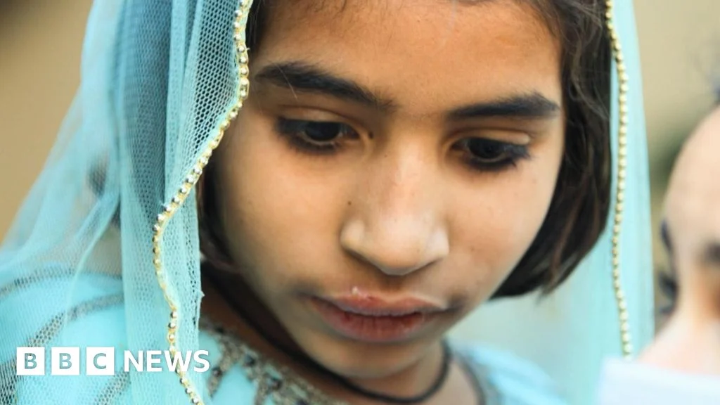 Pakistan hospital at centre of child HIV outbreak caught reusing syringes in BBC film.