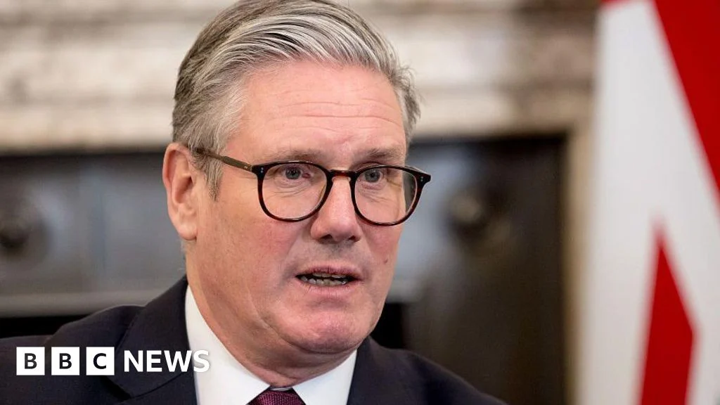 Starmer calls Downing Street meeting with social media bosses
