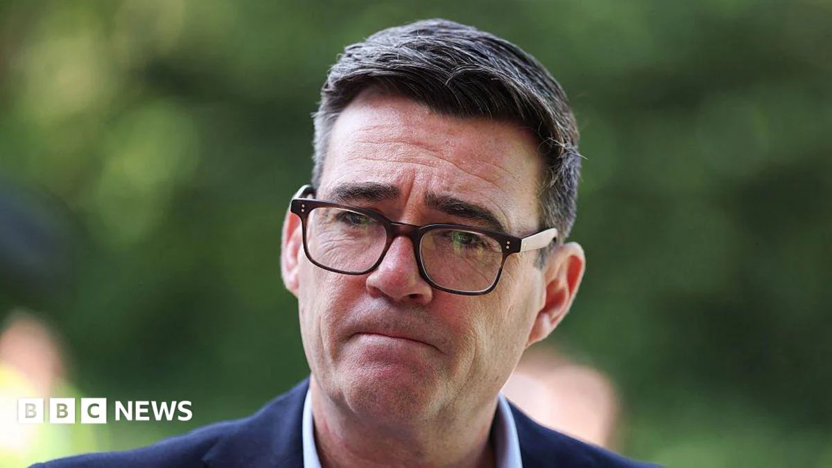 Burnham pauses early prison release scheme.
