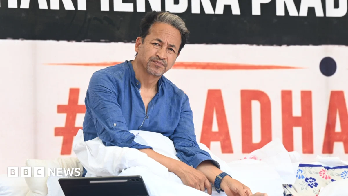 Jantar Mantar, CJP, Wangchuk: Indian activist on hunger strike for 26 days loses 11kg, says ‘still alive’