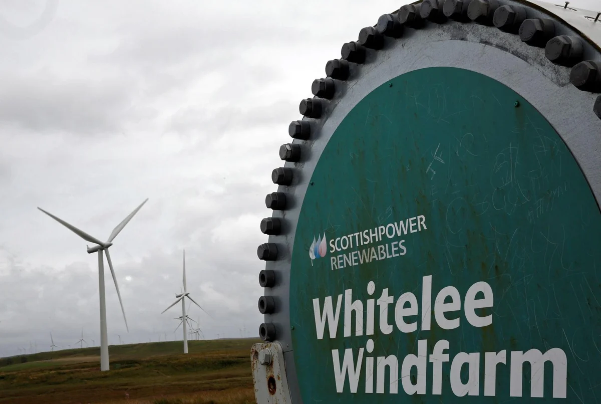 Whitelee Windfarm near Glasgow to be rebuilt with fewer, larger turbines