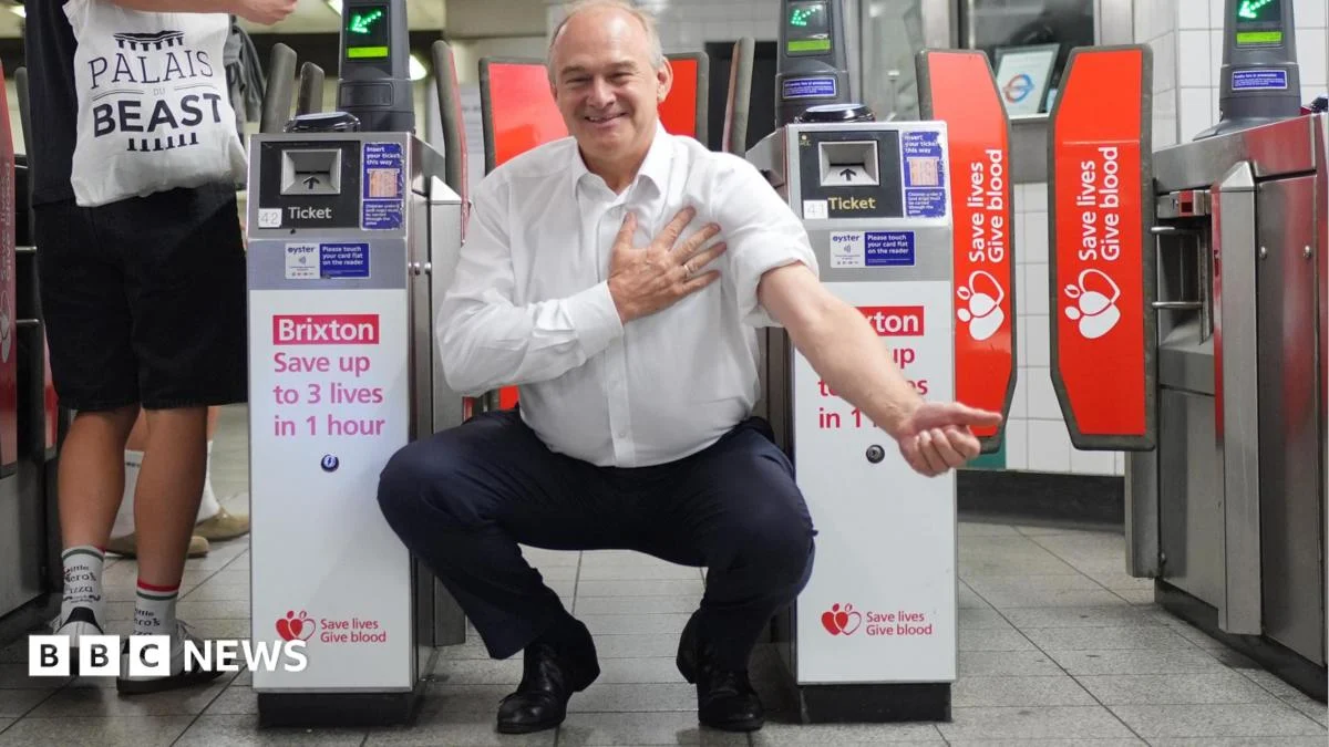 South of France holiday scuppers Ed Davey’s blood donation